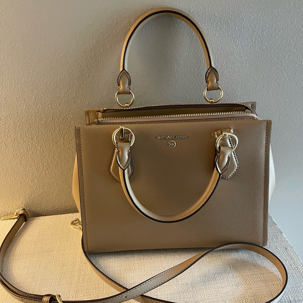 MIchael Kors Satchel